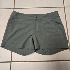 THE NORTH FACE Women's Amphibious Shorts, size 8, green